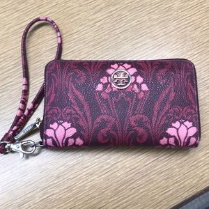 Tory Burch Wristlet